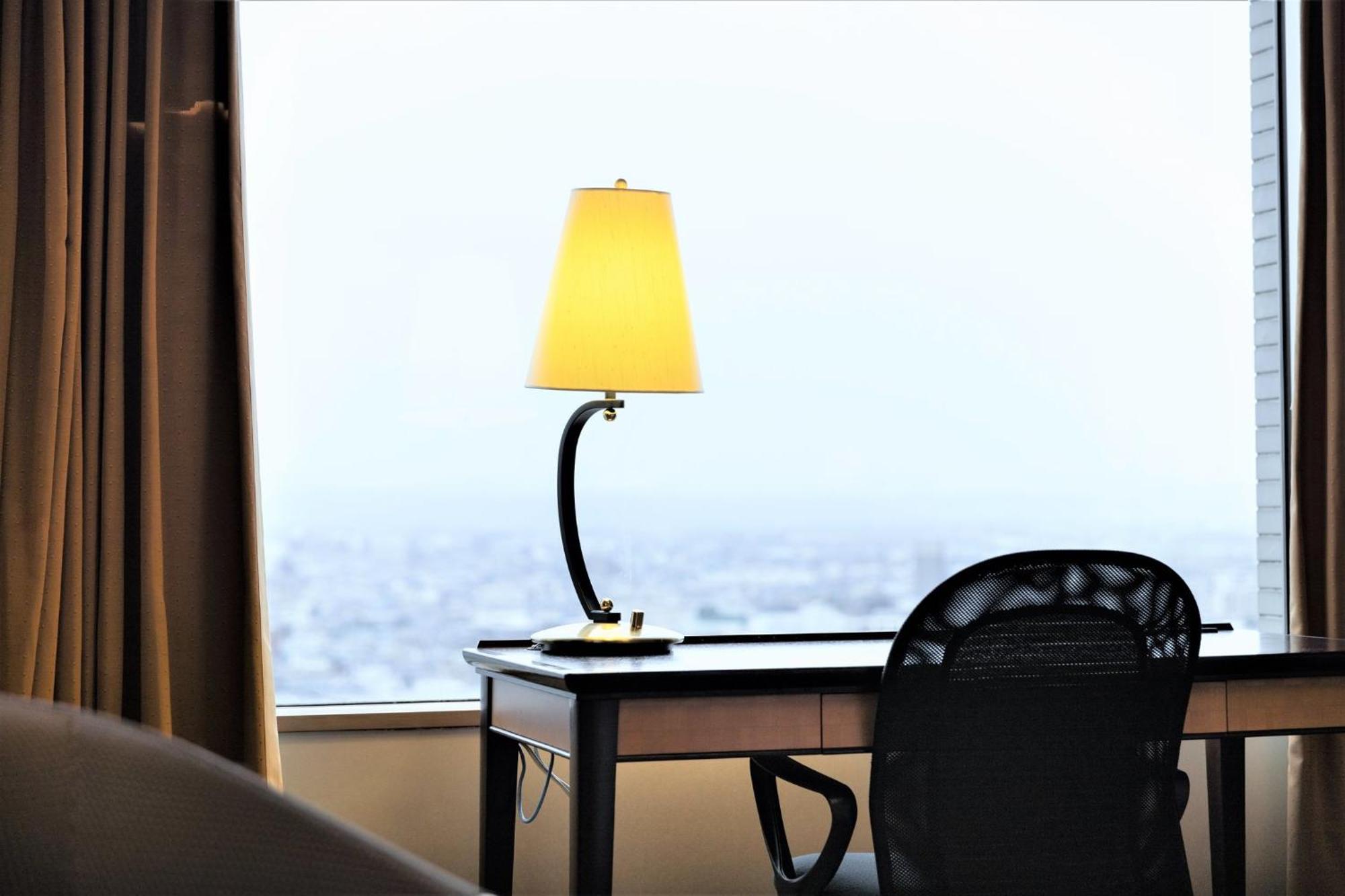 คราวน์ พลาซา อะนะ โทะยะมะ Hotel โทยามะ ภายนอก รูปภาพ