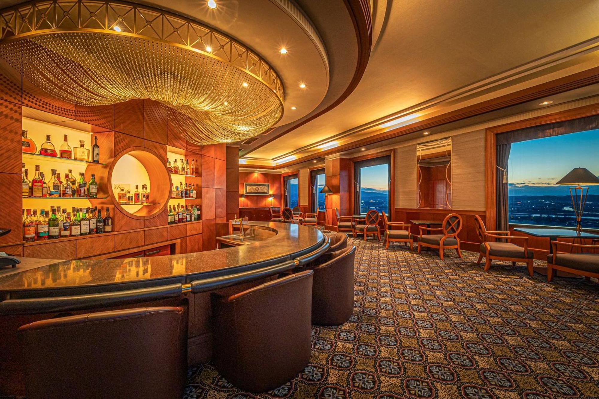 คราวน์ พลาซา อะนะ โทะยะมะ Hotel โทยามะ ภายนอก รูปภาพ